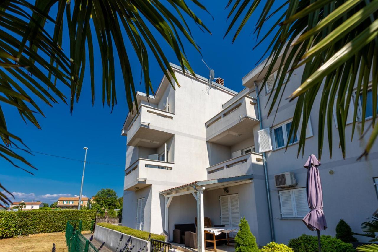 Apartment Demo Malinska Exterior foto
